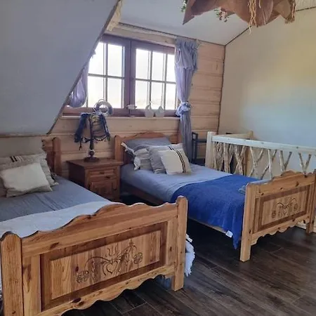 Apartment Stylish With Air Conditioning